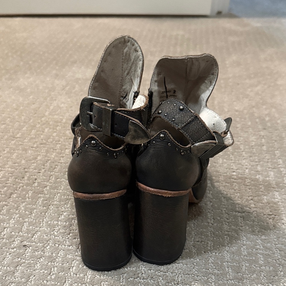 Freebird by Steven Black and Brown Heeled Booties - Picture 5 of 7